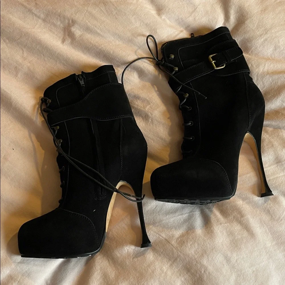 Brian Atwood size 37 oh so sexy heeled booties - Picture 6 of 8